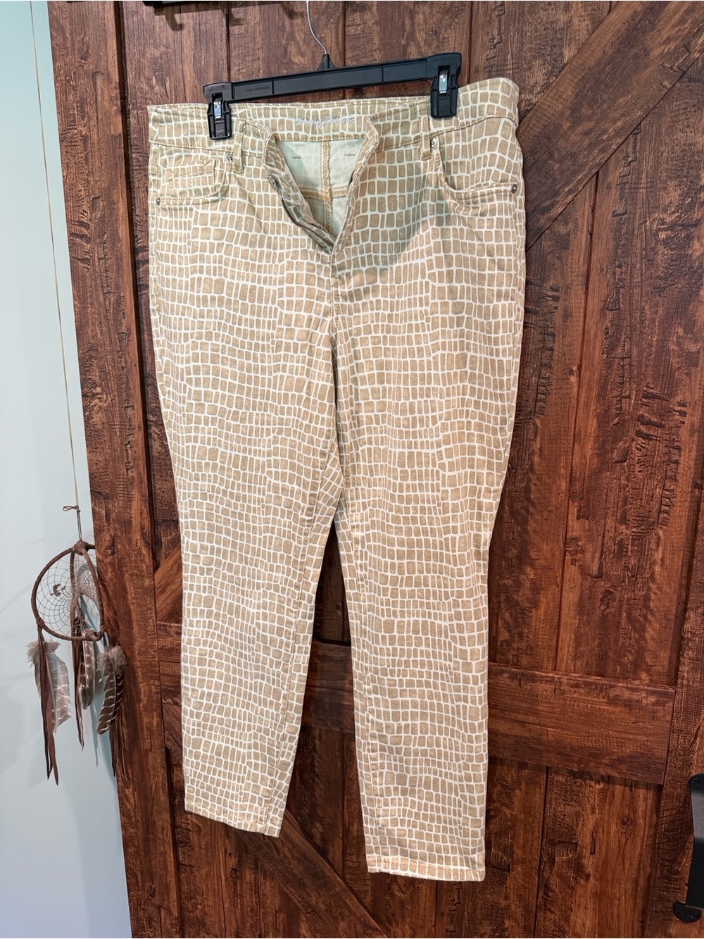 Tommy Bahama ladies pants